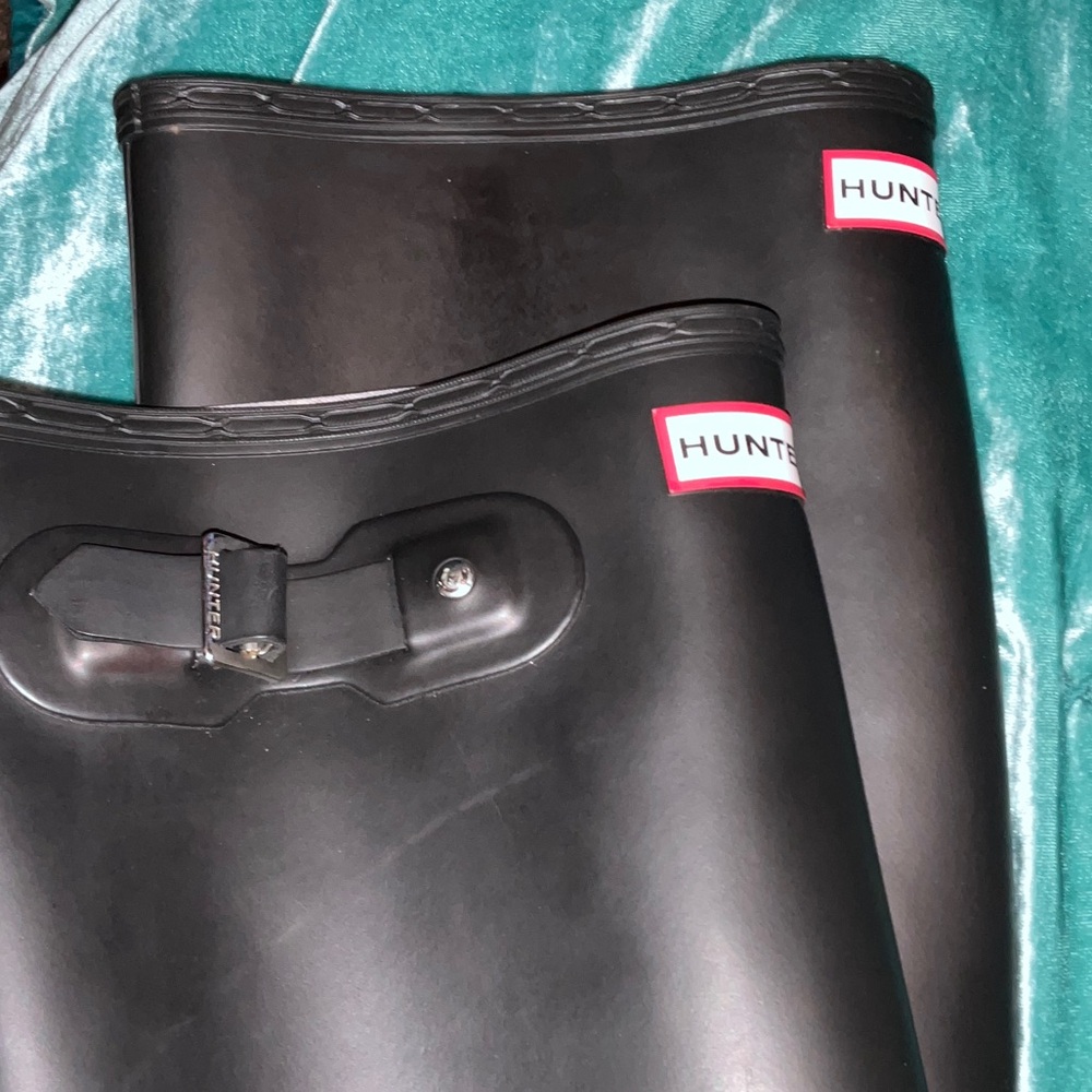 Hunter Classic Tall Black Rain Boots